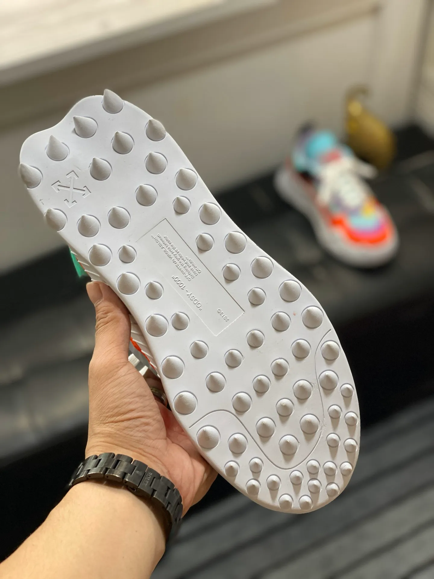 Men's Men's Shoes💰480🌼【New Style】High-end Boutique-🤷‍♂🤷‍♂OFF-WHITE x Air Jordan 】1 The joint shoe has been highly concerned by everyone since its design. The new shoe is shown in the popular Chicago bull white and yellow LOGO color scheme. The shoe body is made of cowhide, cow suede, and other materials. In addition to the X hidden on the inside of the leather, the oversized Swoosh, OFF-WHITE for Nike, Air Jordan 1 birth information and AIR are displayed on both sides of the shoe. The iconic details of OFF-WHITE can be seen on the sole and insole. You can choose a pair if you like the style. Code: 39-44 (45 can be customized